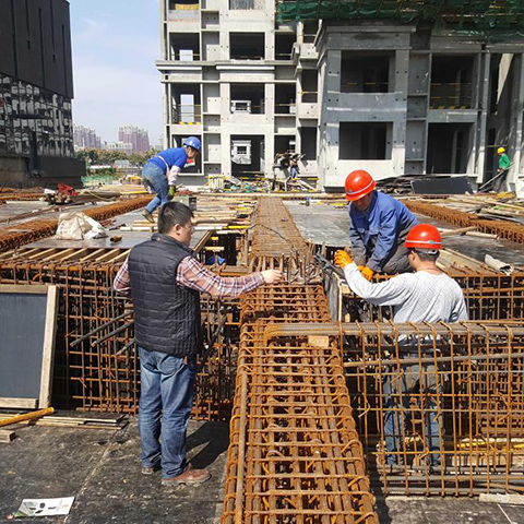 輕質(zhì)建材市場(chǎng)深度解析 價(jià)格、廠家與廠家渠道全攻略