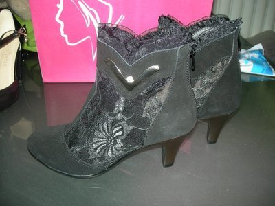 【圖】撤店改行樣品鞋便宜甩賣 - 朝陽定福莊服裝/鞋帽/箱包 - 北京58同城